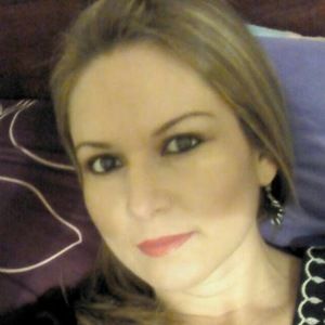 Meet your Posher, Esmeralda